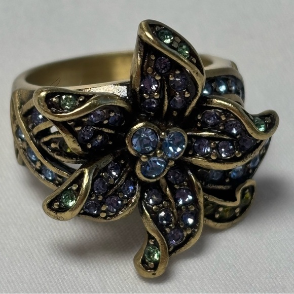 Heidi Daus Swarovski Crystal Ring “Perennial Favorite” Blue and Green Size 9 - Picture 2 of 9